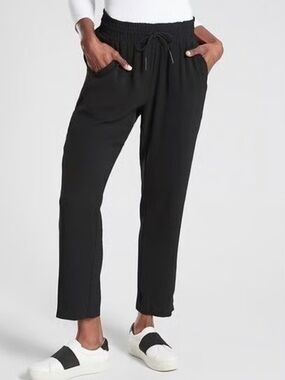 Athleta Metropolis Straight Leg Pant - Black size 12